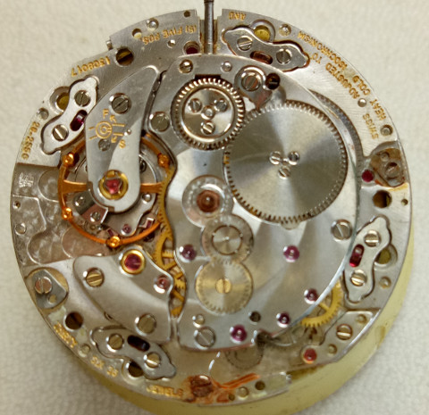 Patek Philippe Kal 28-255 before the repair, the movement rusted and dirty