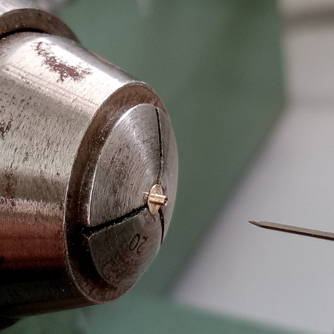 Patek Philippe automatic Kal 28-255 Production of a lining for the hand wheel